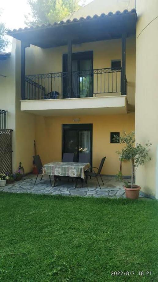 Roxane Villa Hanioti Buitenkant foto